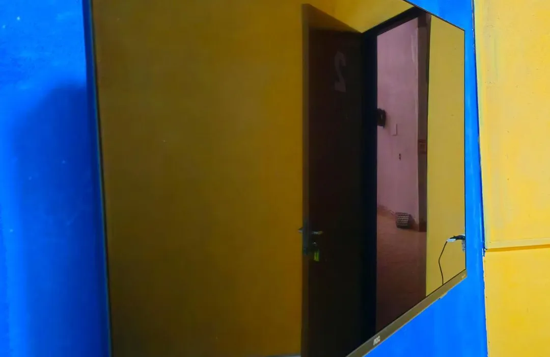 Hilton Hostel-1